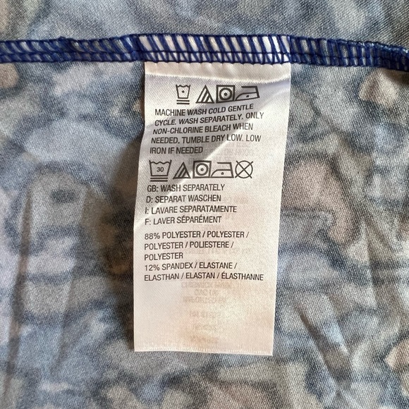 NWOT TA Tracy Anderson G.I.L.I. Blue Camouflage Jacket - Picture 7 of 7